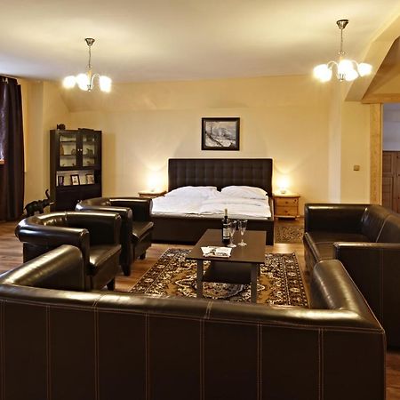 Hotel Posta Черні Дул Екстер'єр фото