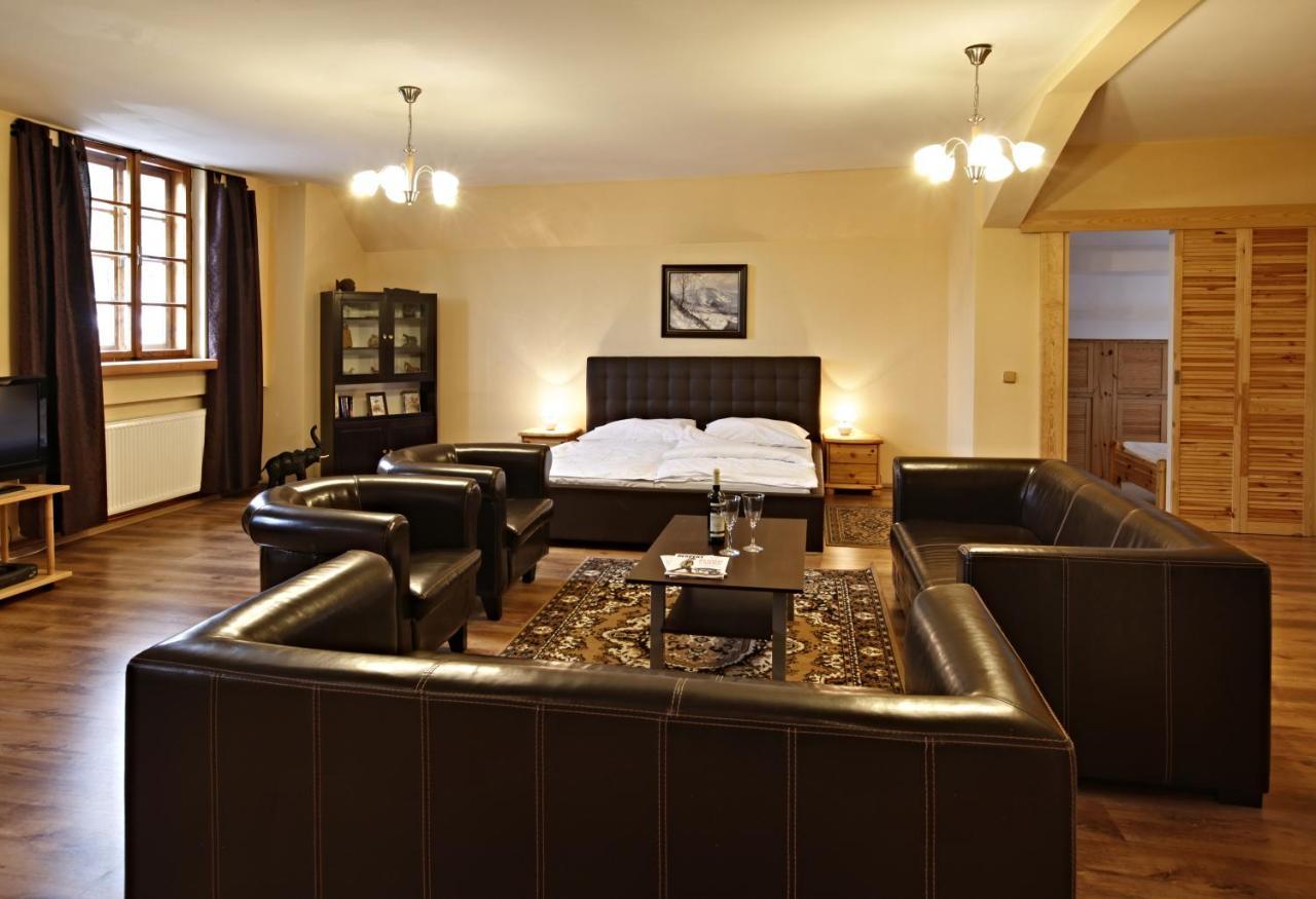Hotel Posta Черні Дул Екстер'єр фото