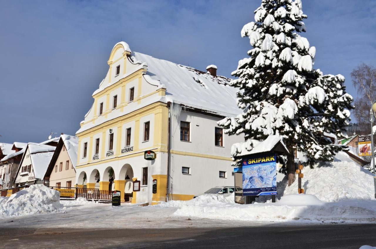 Hotel Posta Черні Дул Екстер'єр фото