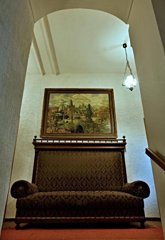 Hotel Posta Черні Дул Екстер'єр фото