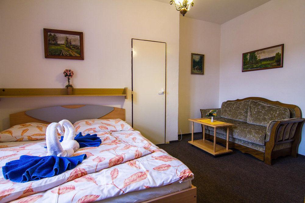 Hotel Posta Черні Дул Екстер'єр фото