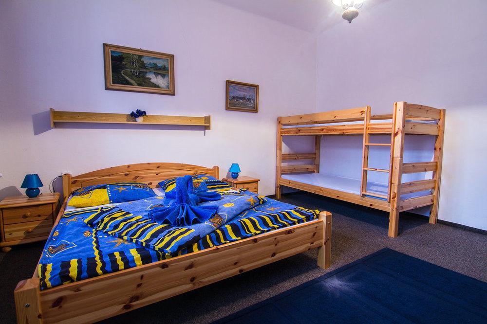 Hotel Posta Черні Дул Екстер'єр фото