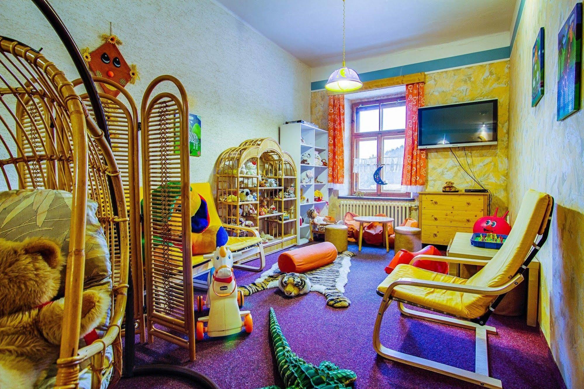 Hotel Posta Черні Дул Екстер'єр фото