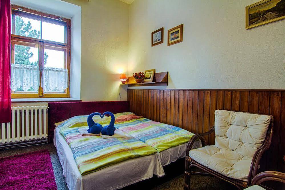 Hotel Posta Черні Дул Екстер'єр фото